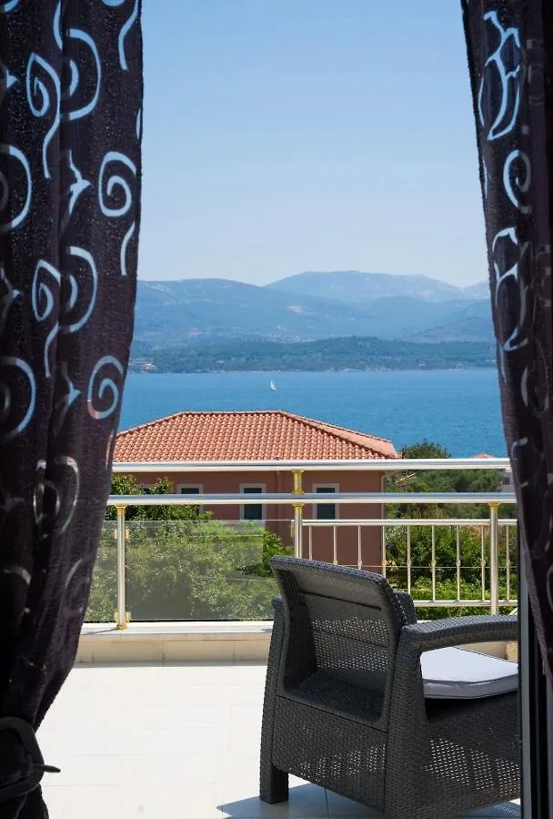 Diwani Luxury Villas Lixouri 0*,